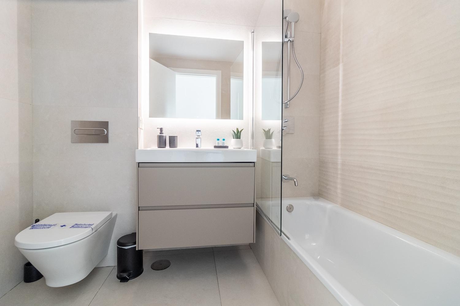 Apartment Luxury Beachside In Elviria Rdr401 *