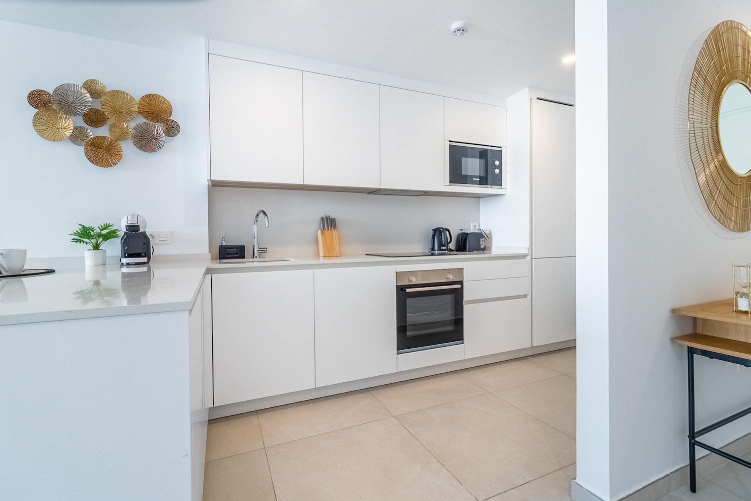 Luxury Beachside In Elviria Rdr401