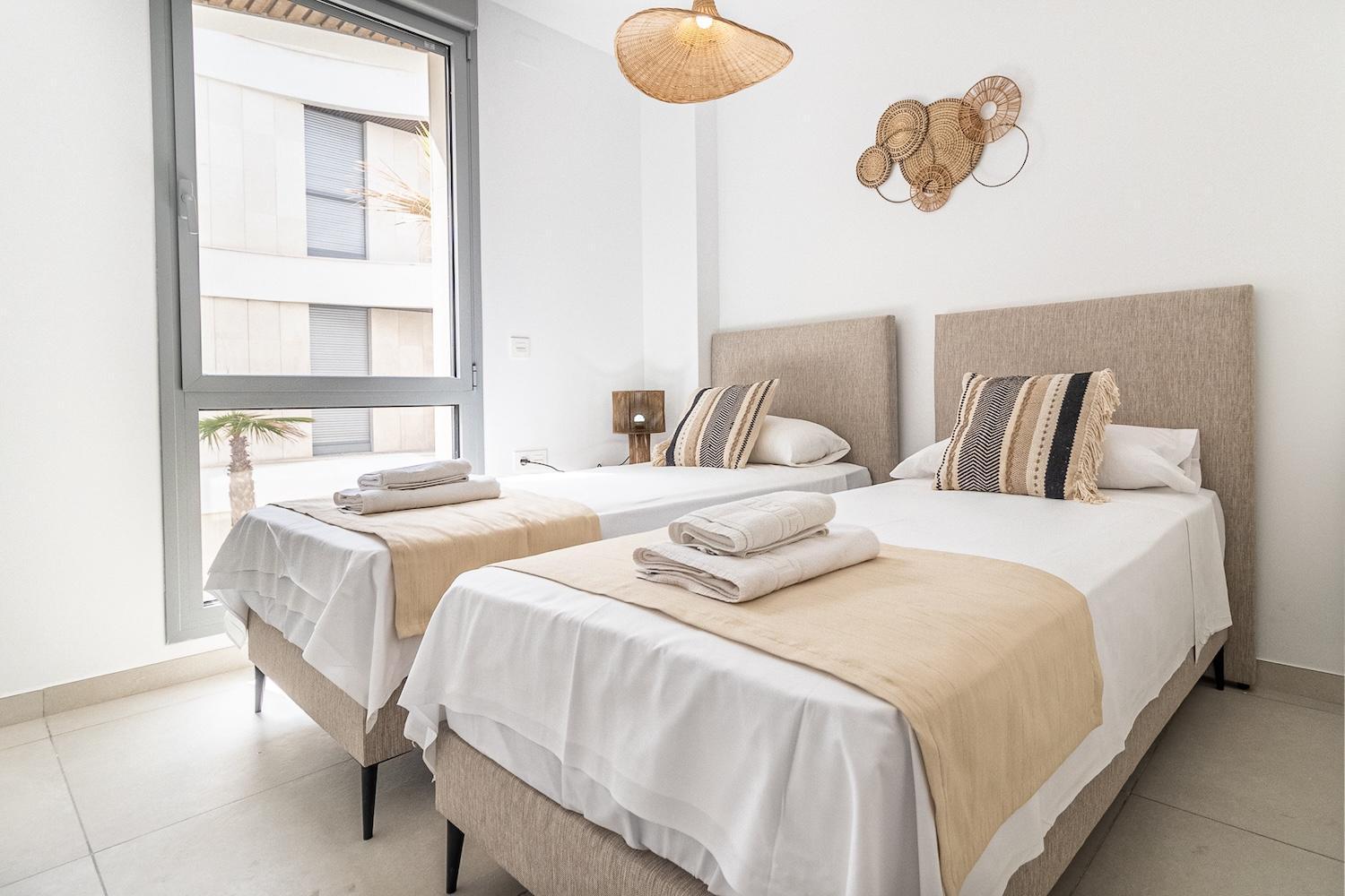Apartment Luxury Beachside In Elviria Rdr401 *