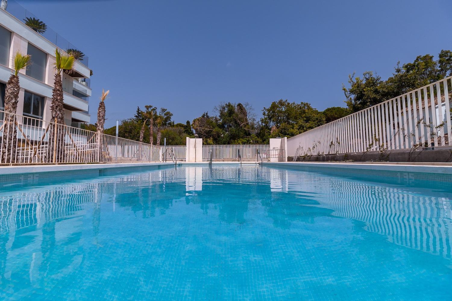 Luxury Beachside In Elviria Rdr401 Apartment Marbella